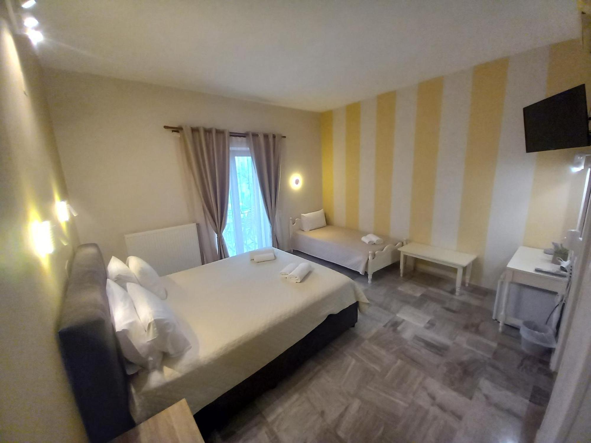 Hermes Hotel Mithimna Exteriér fotografie